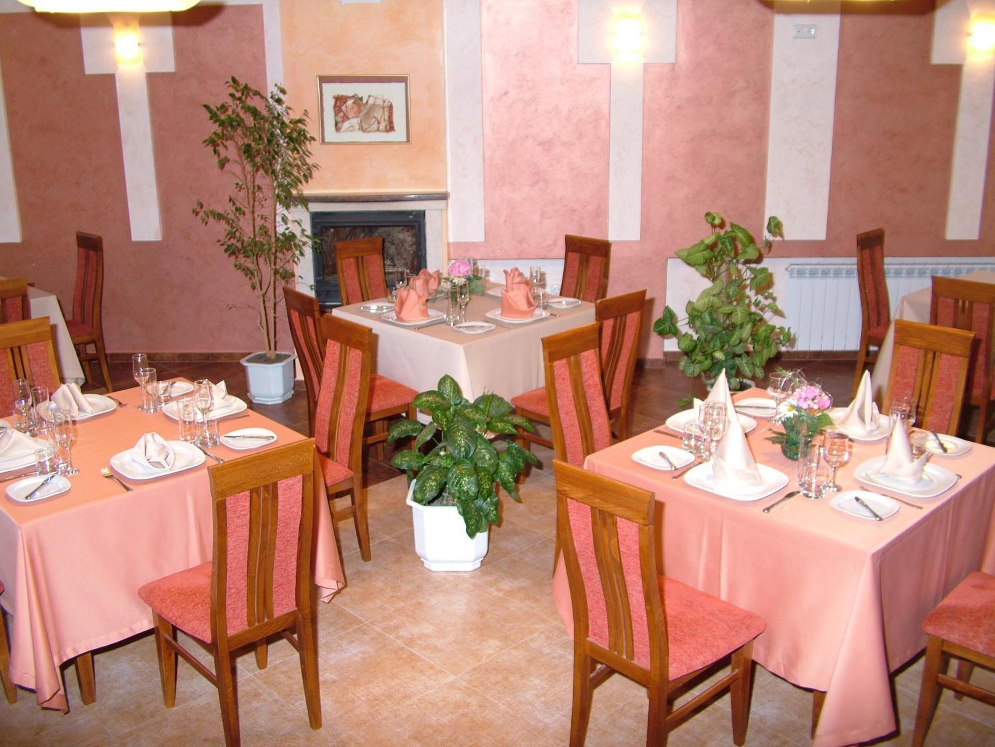 Family Hotel Gabrova Dış mekan fotoğraf