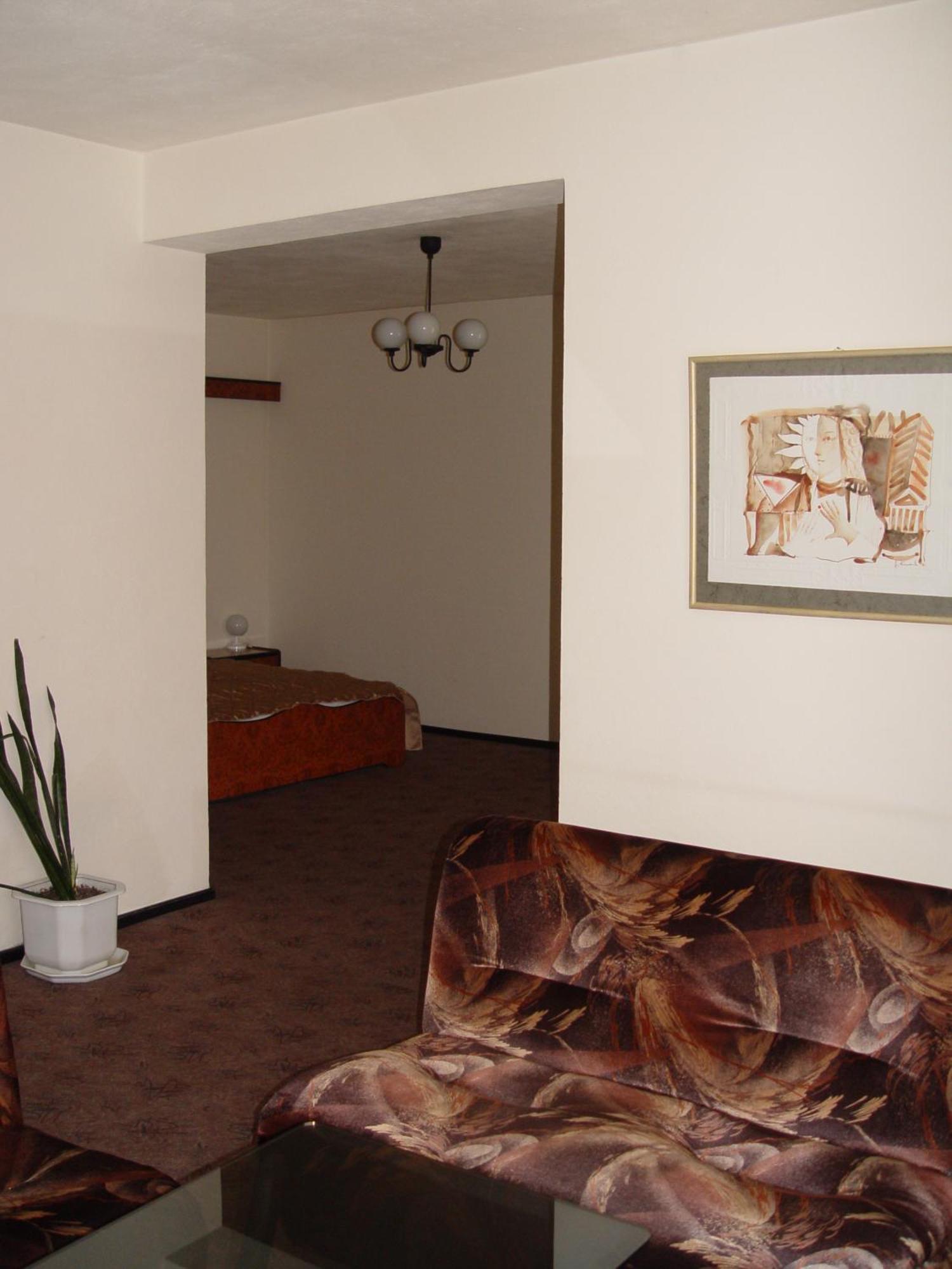 Family Hotel Gabrova Dış mekan fotoğraf
