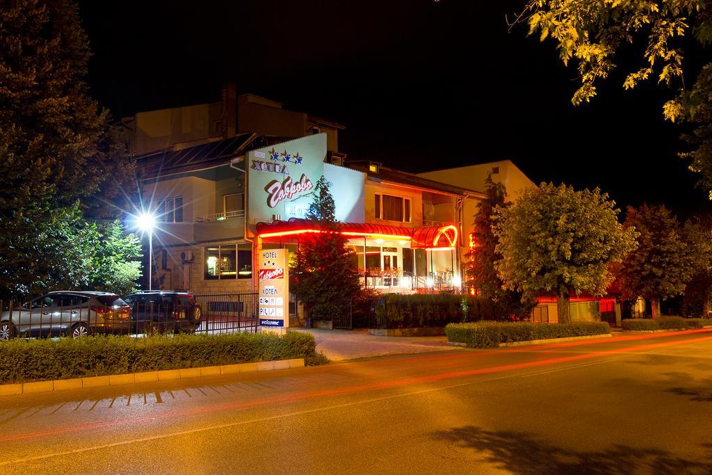 Family Hotel Gabrova Dış mekan fotoğraf